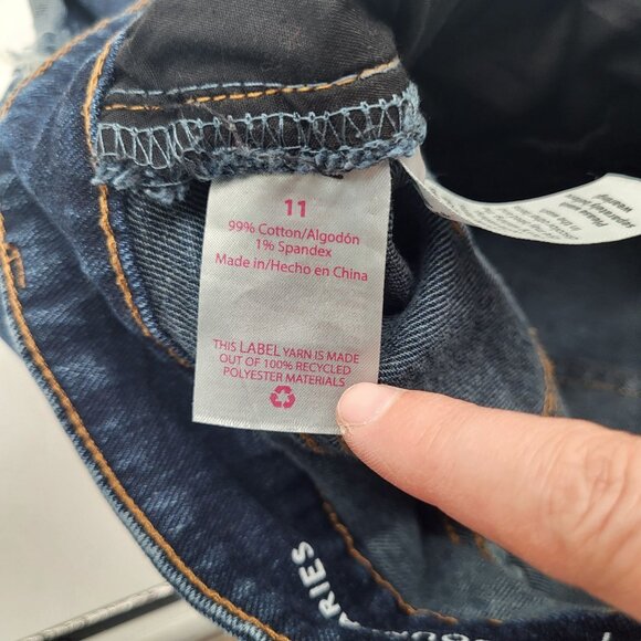 NO BOUNDARIES SZ 11 Juniors Hi Rise Destructed Jean Shorts Button Fly Cut Off - Picture 5 of 10